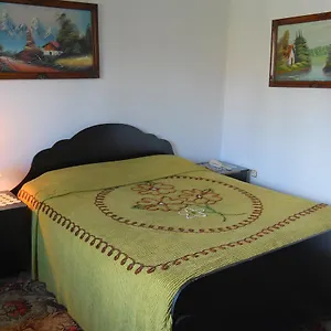 2* Otel Haxhiu